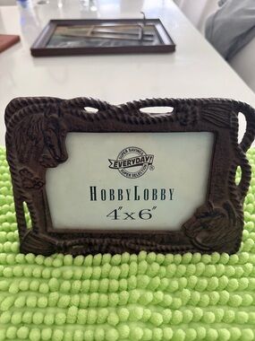 Hobby Lobby Brown Sculpted Horse Frame